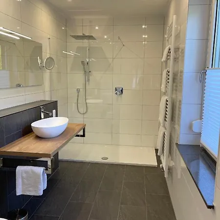 Altes Winzerhaus Am Moselufer - Goldgrube *