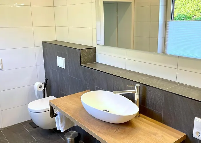 Altes Winzerhaus Am Moselufer - Goldgrube アパート トラーベン・トラールバッハ